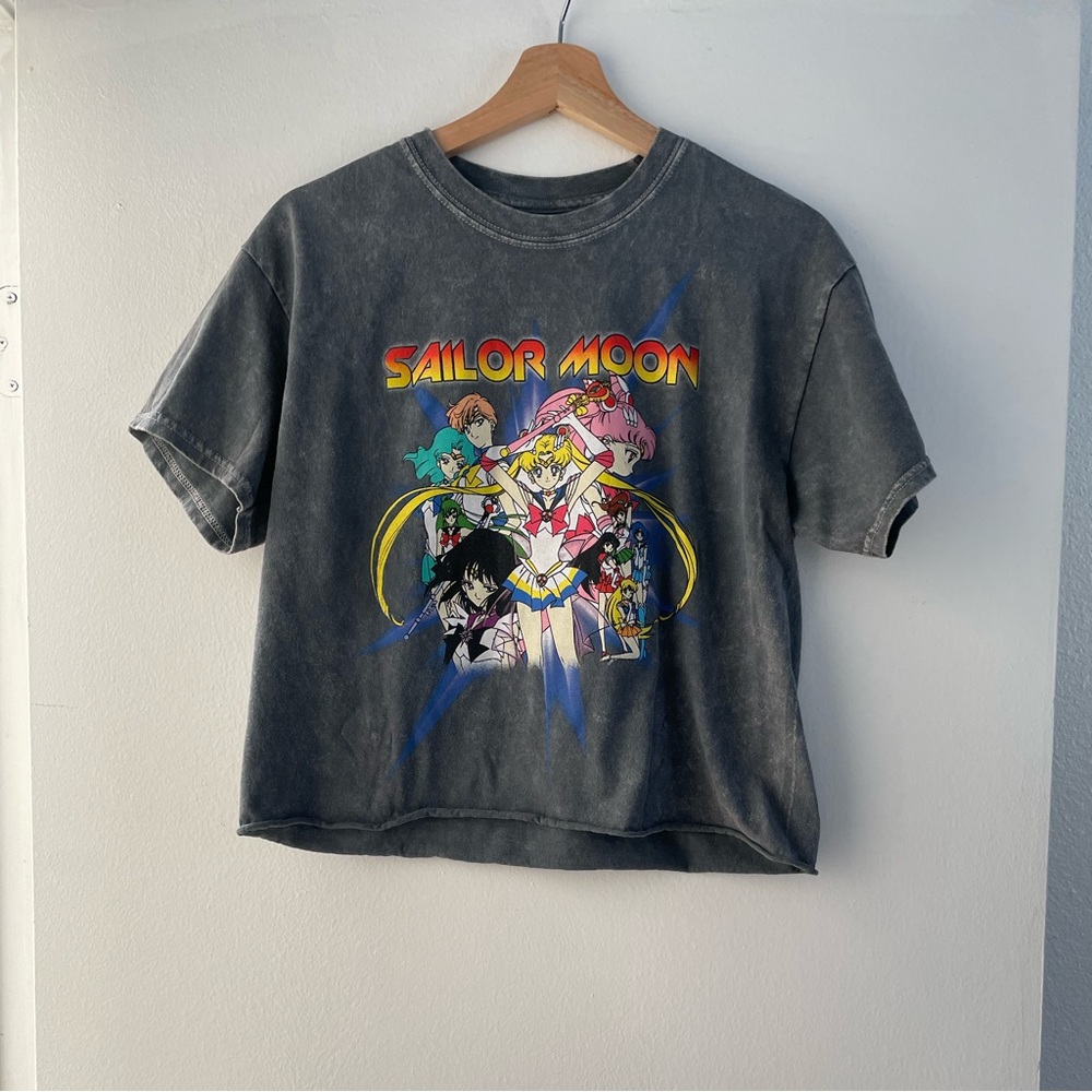 Sailor moon junior crop top -Medium